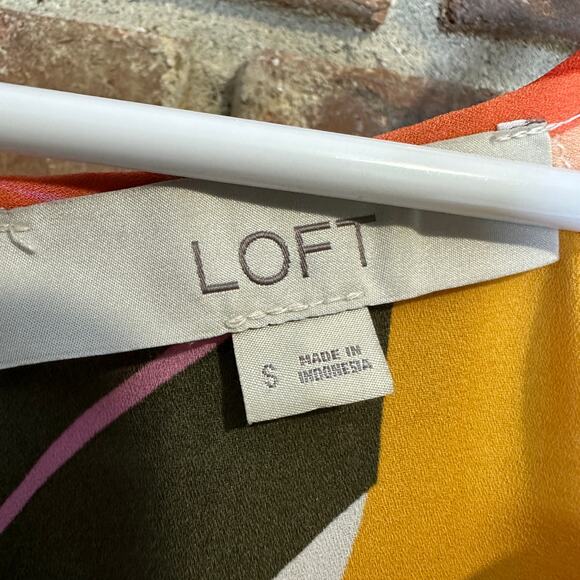 Loft Tropical Bright colorful Pink Yellow Floral Print Halter Blouse Size Small - Picture 8 of 10